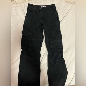 TNA SUPPLY CARGO PANTS BLACK size 0